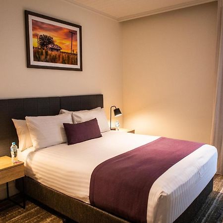 Porter'S Plainland Hotel 外观 照片